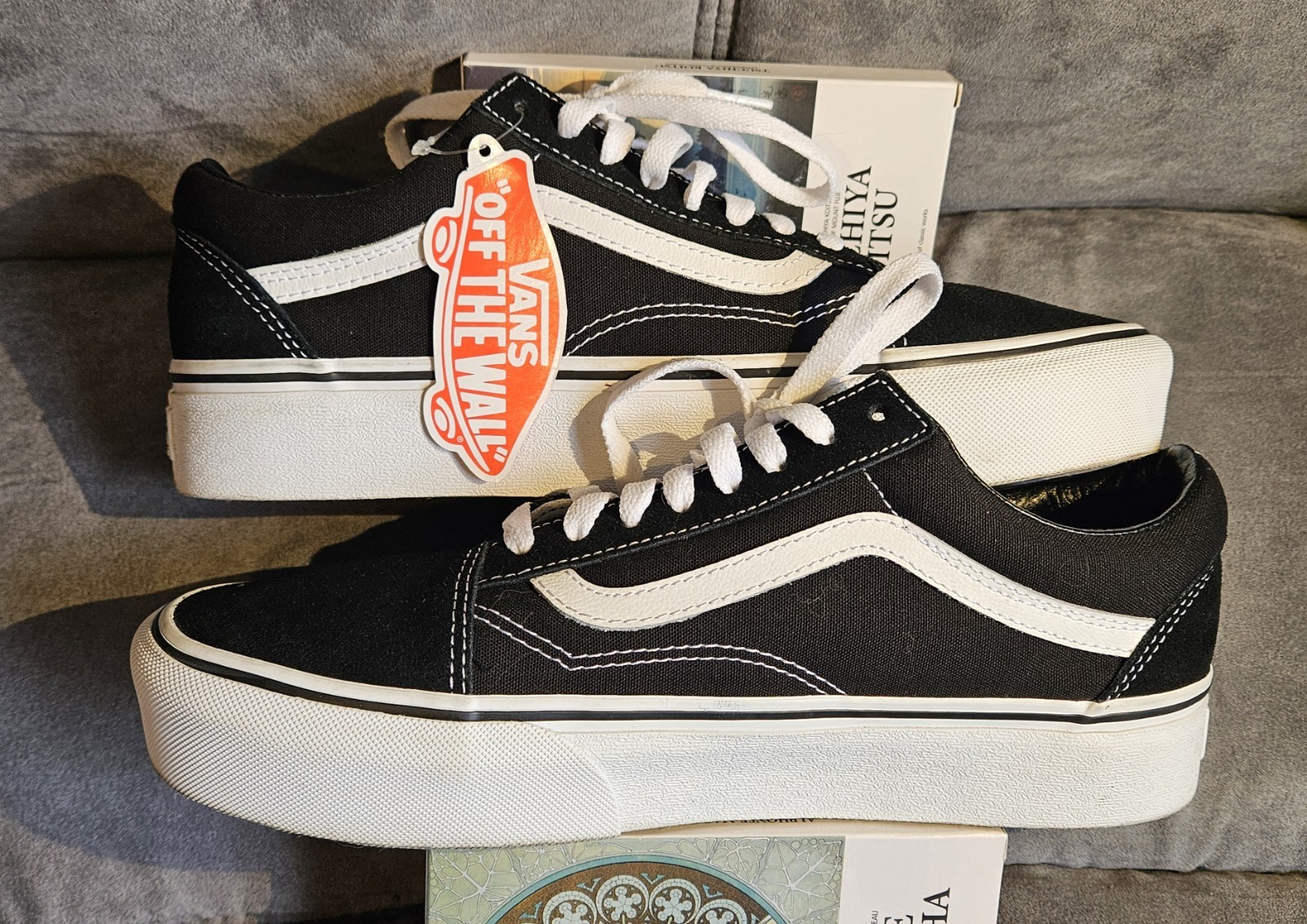 NEW Vans Old Skool Platform Black and White Women’s 10 OR Men’s 8.5