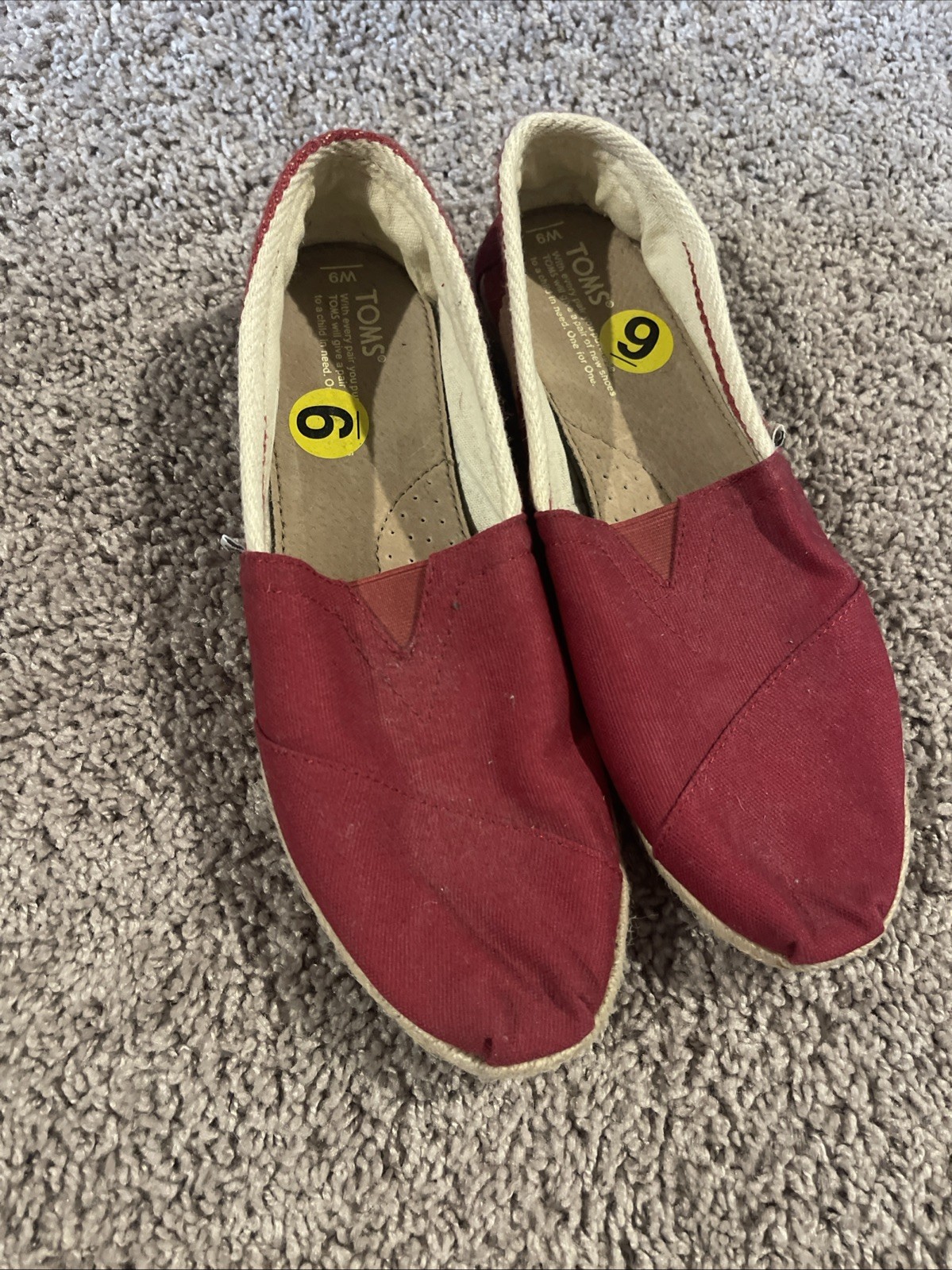TOMS Classic Women’s Size 9 M Red Canvas Casual Comfort Flats Slip On Shoes