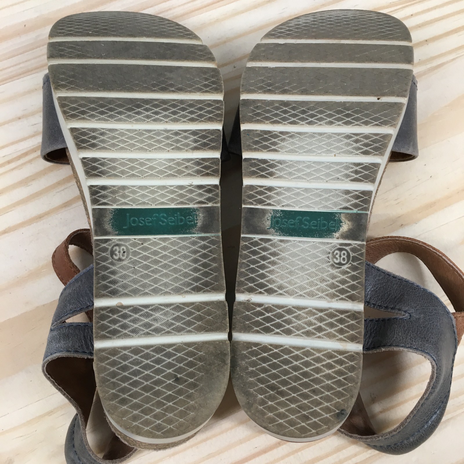 Josef Seibel Clea 01 Sandals Womens 38 Platform Ankle Strap Wedge Brown Gray