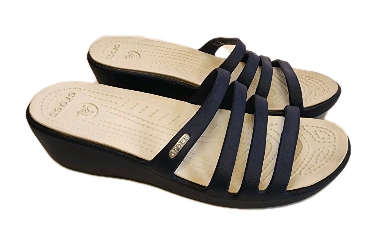 Crocs Strappy Sandals Women’s Size 10 Rhonda 2″ Wedge Navy Blue and Beige