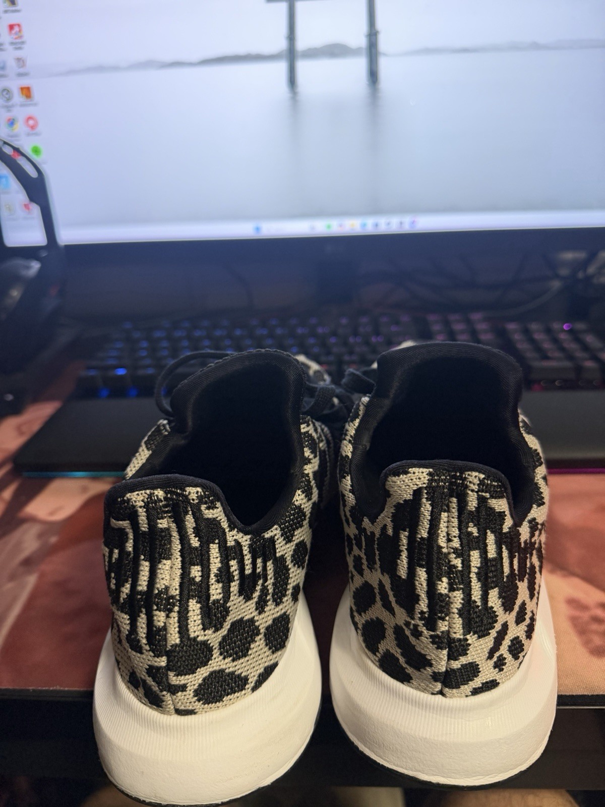 Adidas Swift Run Leopard Print Sneakers Size 8