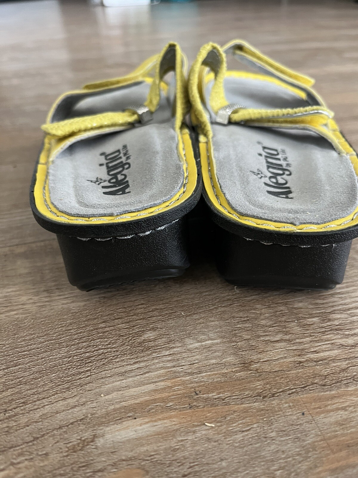 Alegria US 6 – 6.5 EU 36 Karmen Sandals Yellow Leather Slide Clogs Slip On