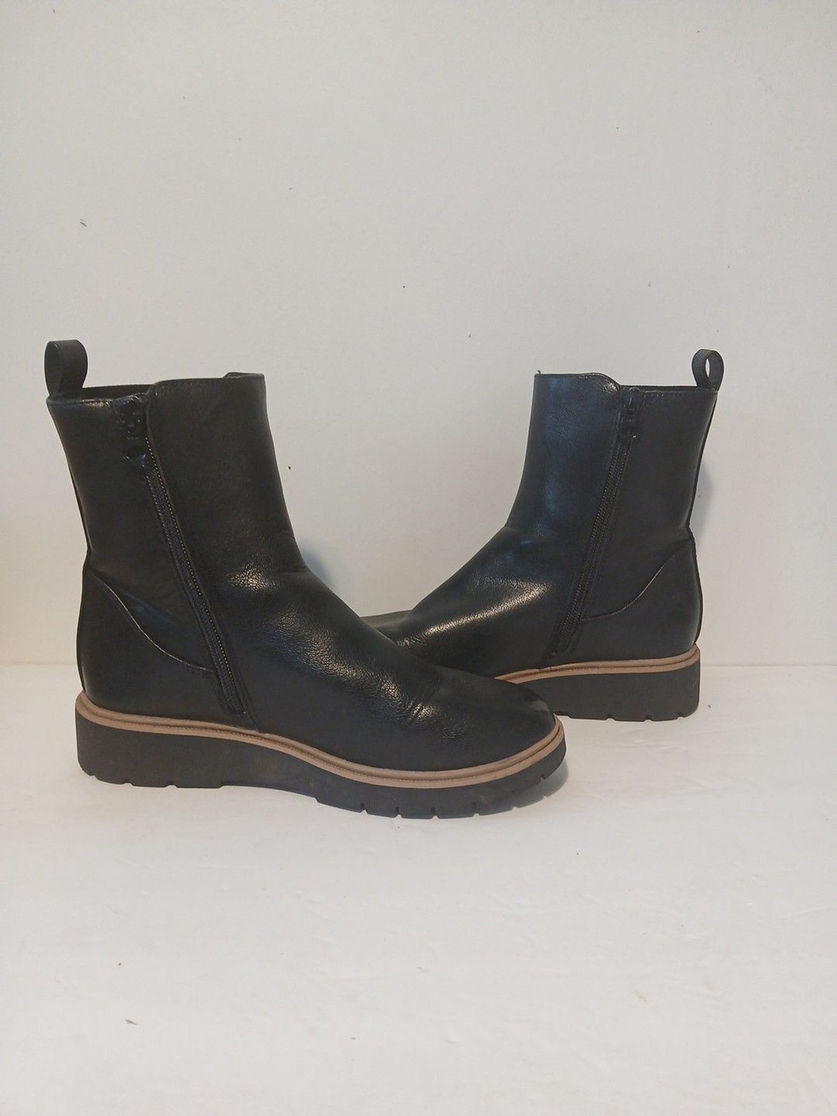 Art Class Black Ankle City Boots Womens Size 4 Side Zip Thick Sole