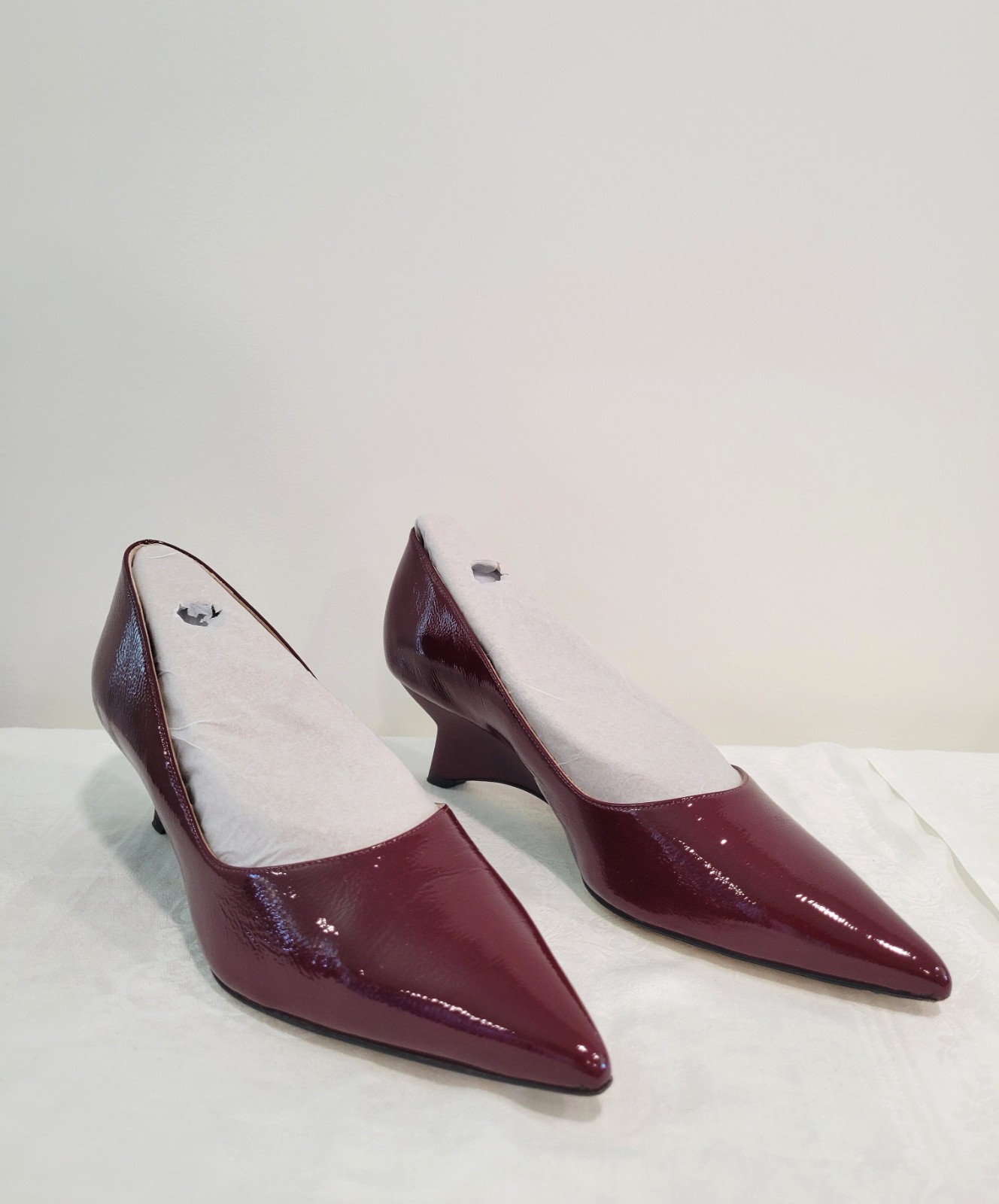 BELLS & BECKS PUMPS Oxblood Pointed Toe Trendy Inverted Heel Size 10 New Season