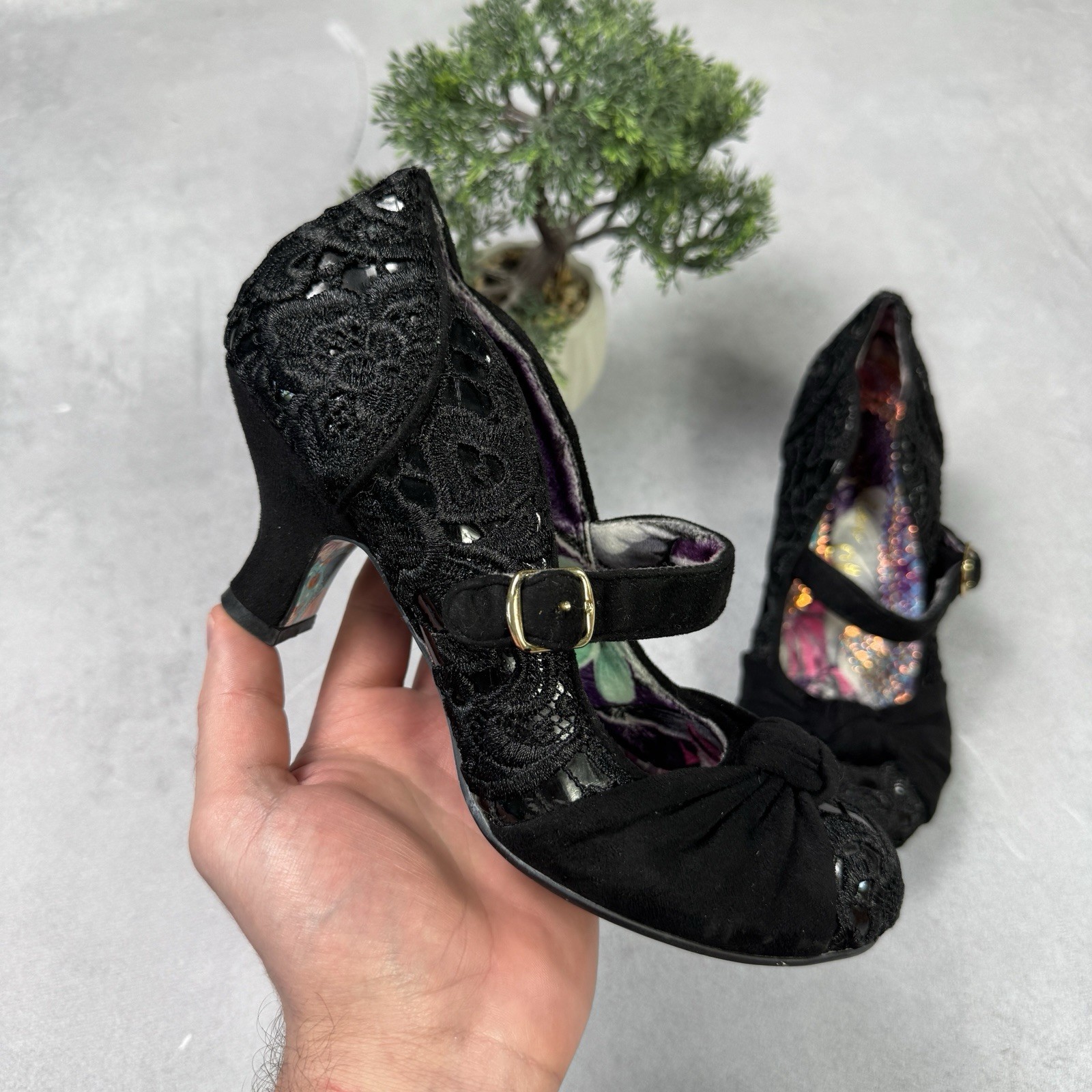 Irregular Choice Avant Garde Pumps Size 38 Us 7 Black