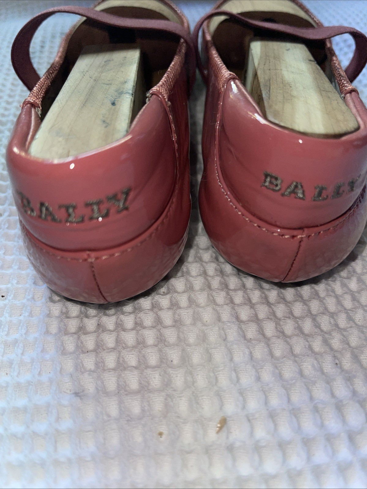 Bally Ballet Flat Luxury Designer Shoes PINK/SALMON Patent Leather US 6.5D