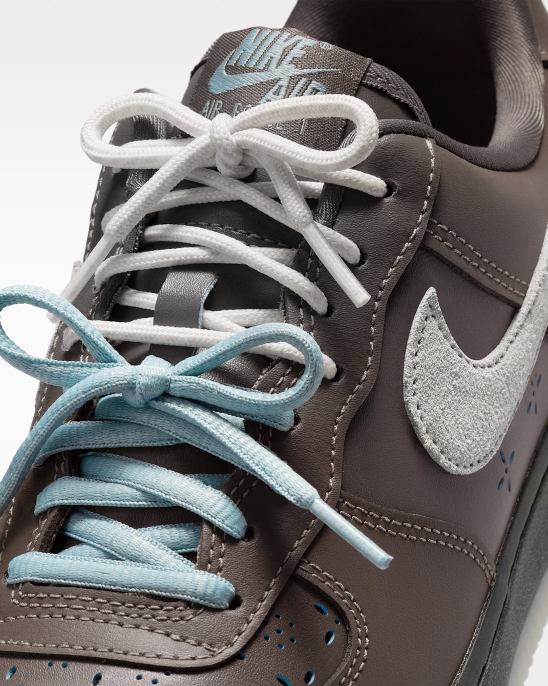 NIKE Women’s Air Force 1 ’07 LV8 IR5690-256 Ridge Rock Ocean Cube Sail Bust Grey