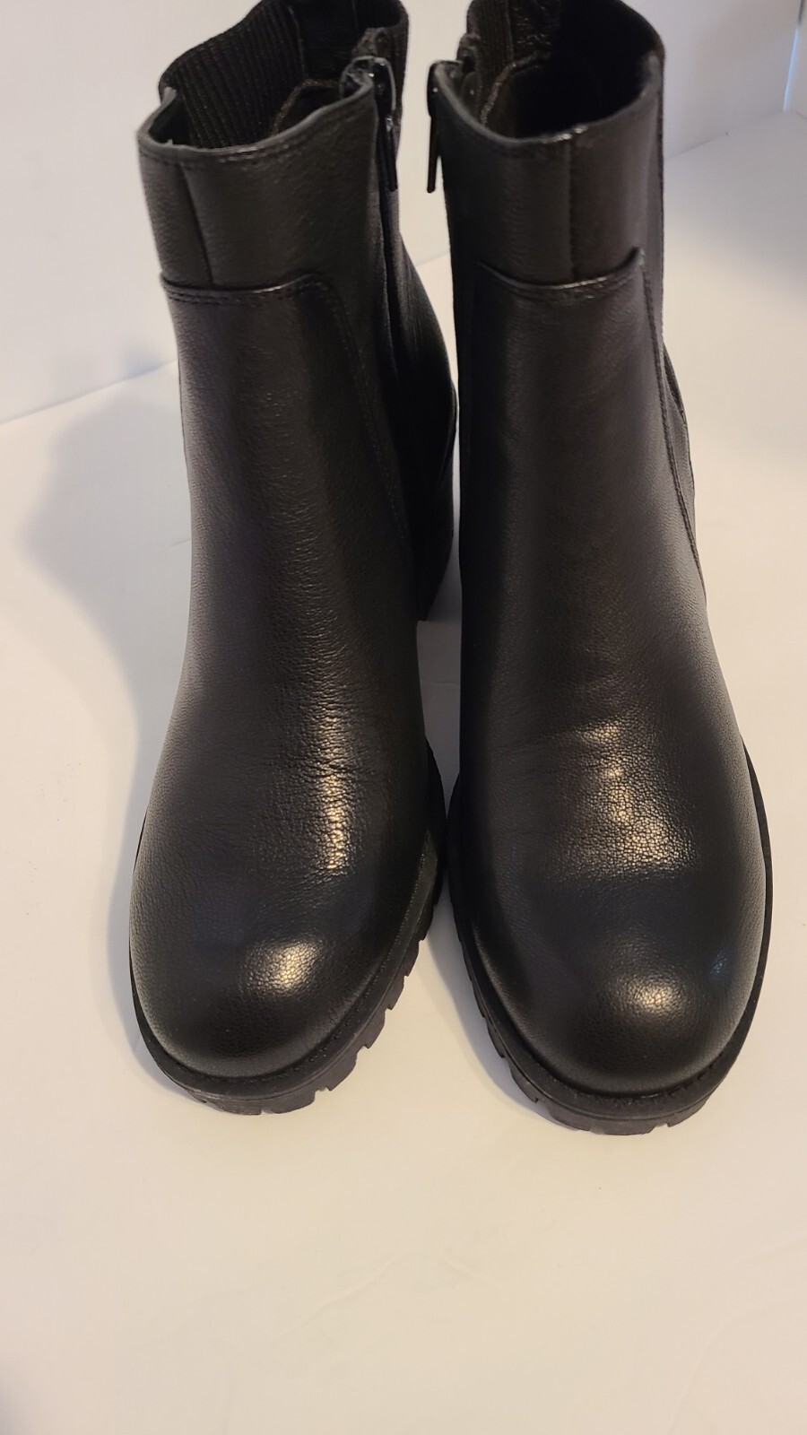 Bella Vita Womens Connery Boots Chelsea NWB Size 9