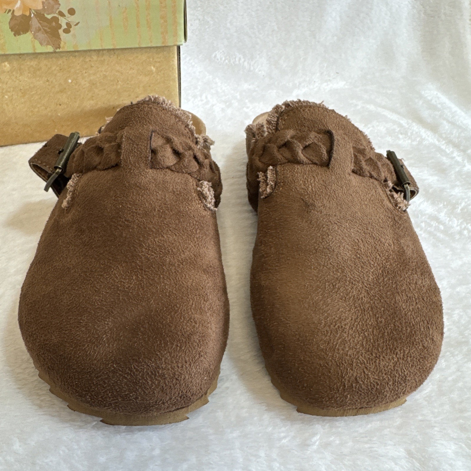 Very G Iris Tan Suede Braided Buckle Clog Mule Shoes Size 6