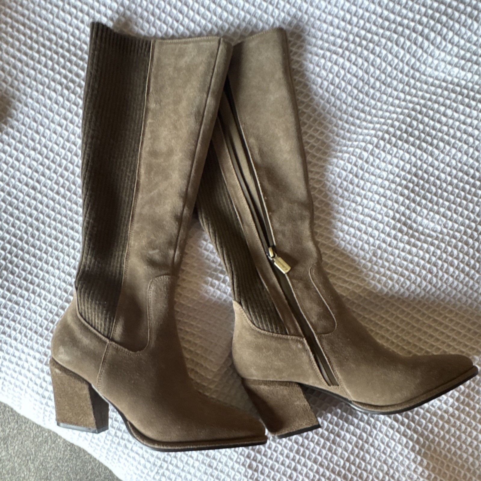 Blondo Elexis Waterproof Suede Knee High Zip Riding Boots Beige Womens 7.5M