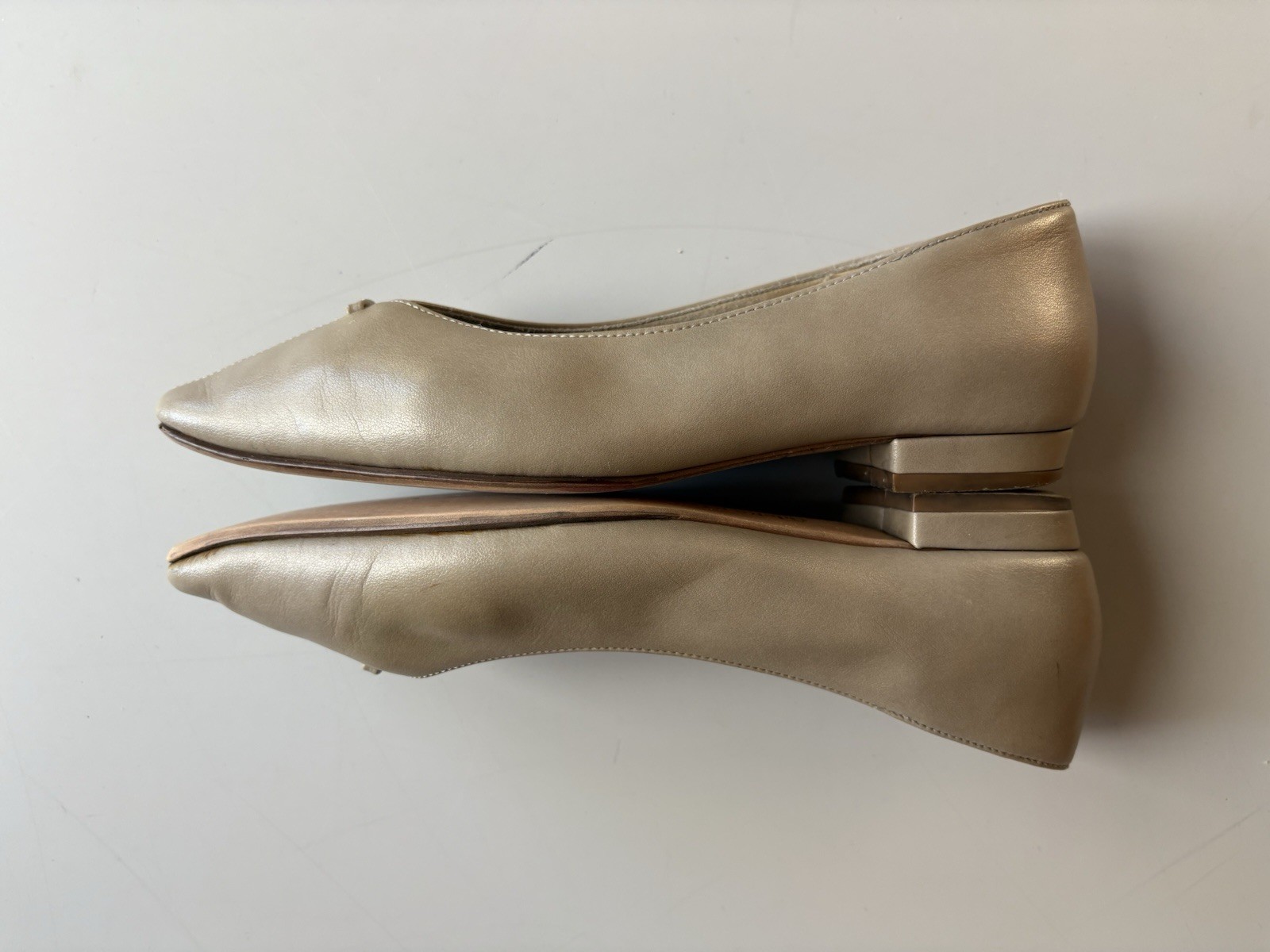 Women’s Odette E Odile Light Taupe Flats Japan Size 23 1/2 US 6 1/2 – 7