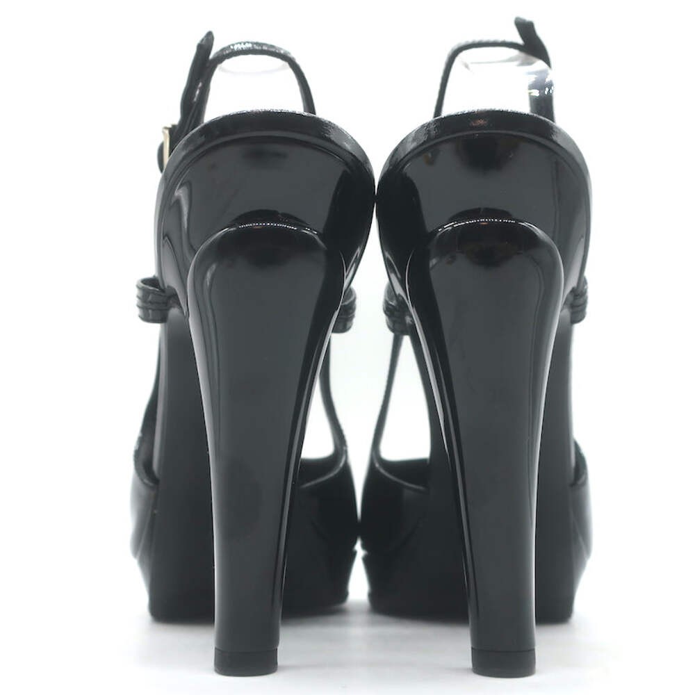 Chanel Bicolor Cap Toe Slingback Platform Pumps Black & White Patent Size 39.5