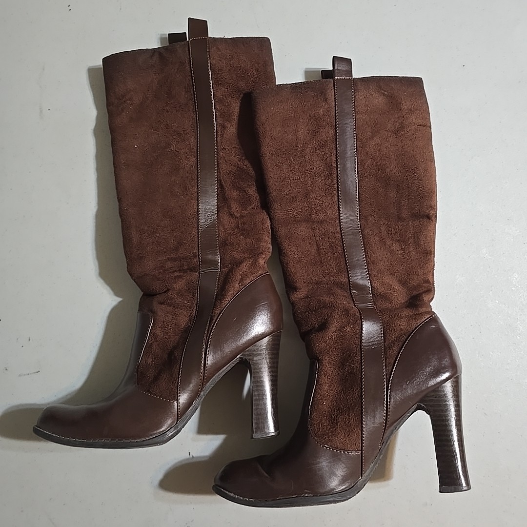 Massimo Boots Women’s Size 8 Brown Pull On Winter Fall With Heel