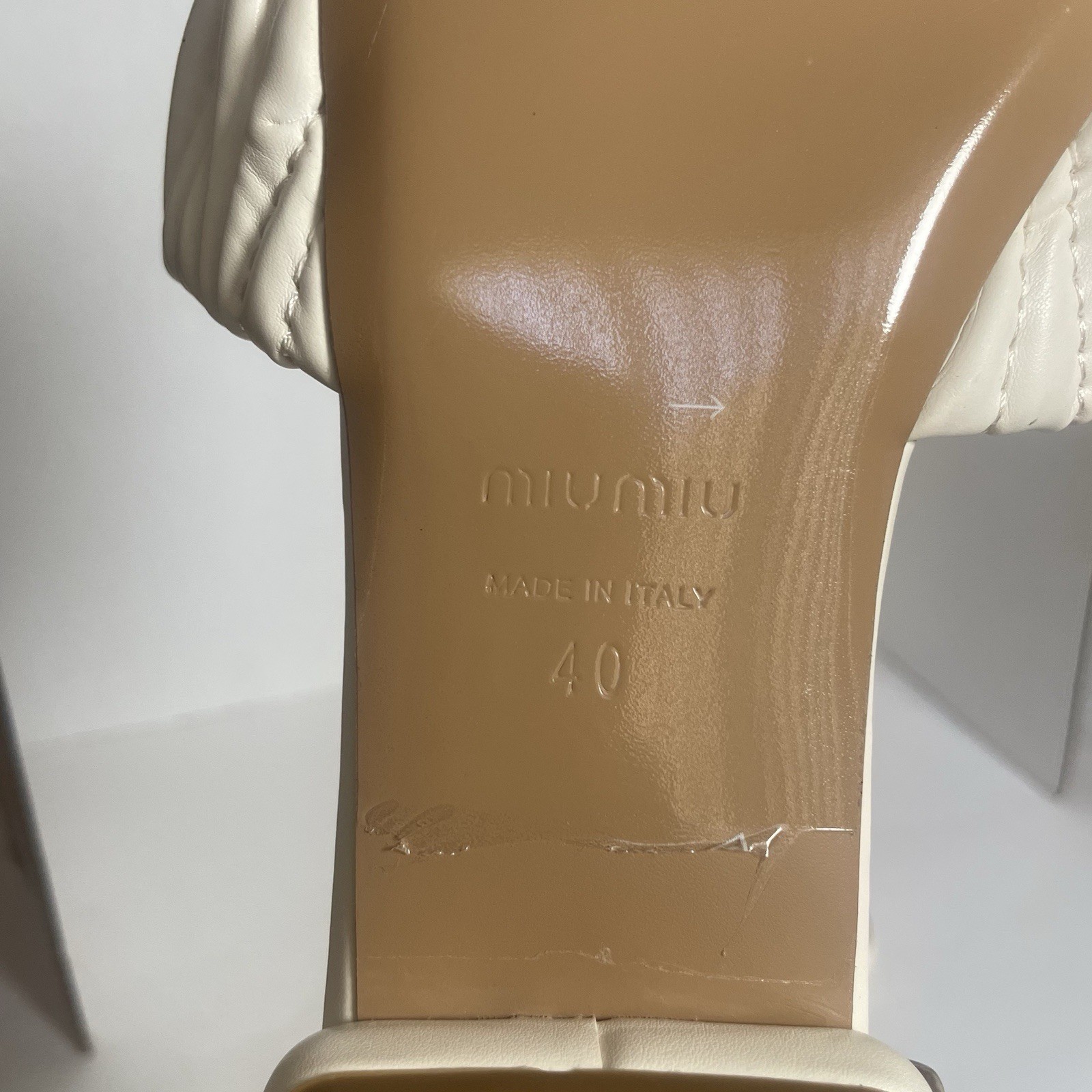 Miu Miu Matelassé Leather Slide Sandals Ivory EU 40 US 9-9.5 Made Italy