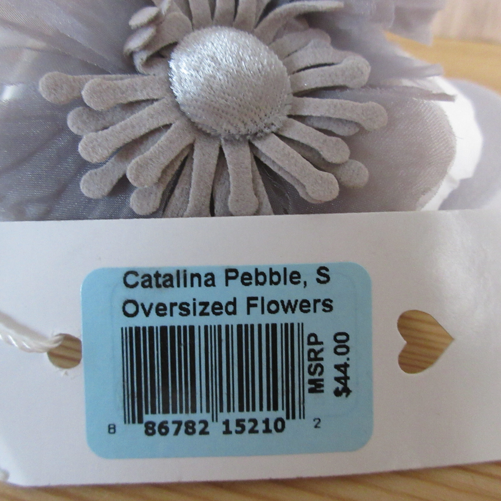 Oka-B Catalina Womens size 5.5, 6, 6.5 Gray Floral Flip Flops Slide Sandals