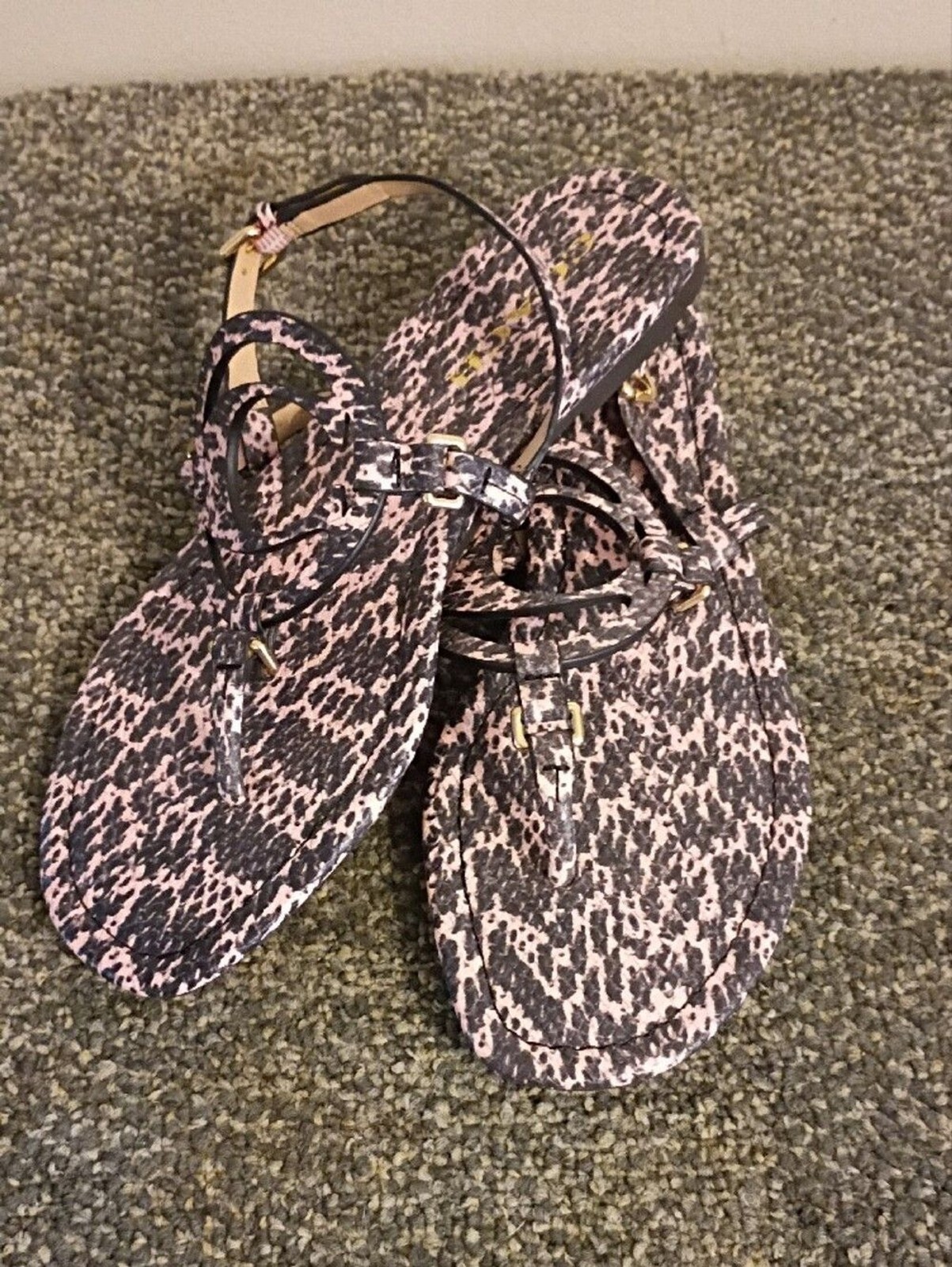 Coach Womens Pink Leopard Print T-Strap Sandals Size 7