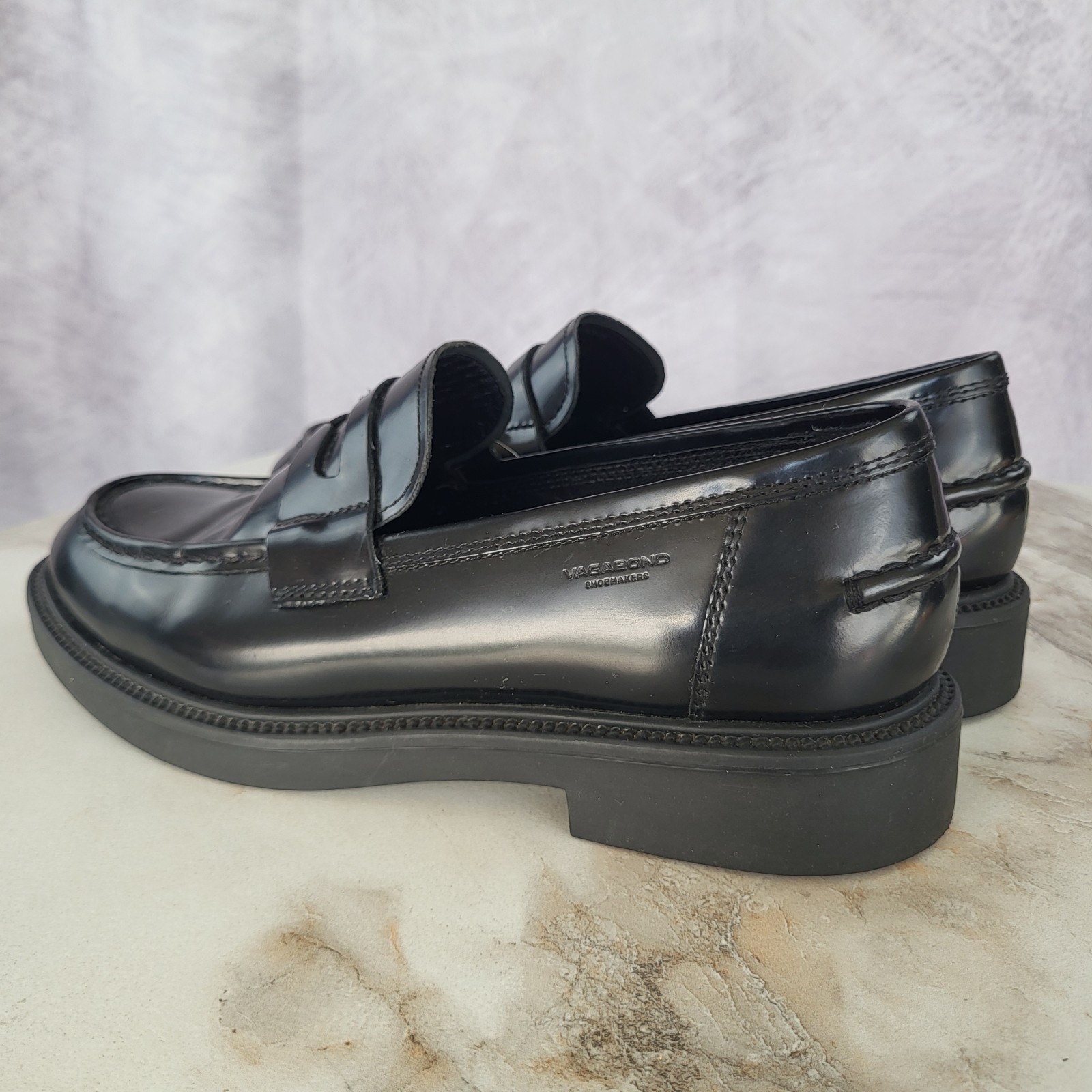 Vagabond Penny Loafers Size 40/10 Women’s