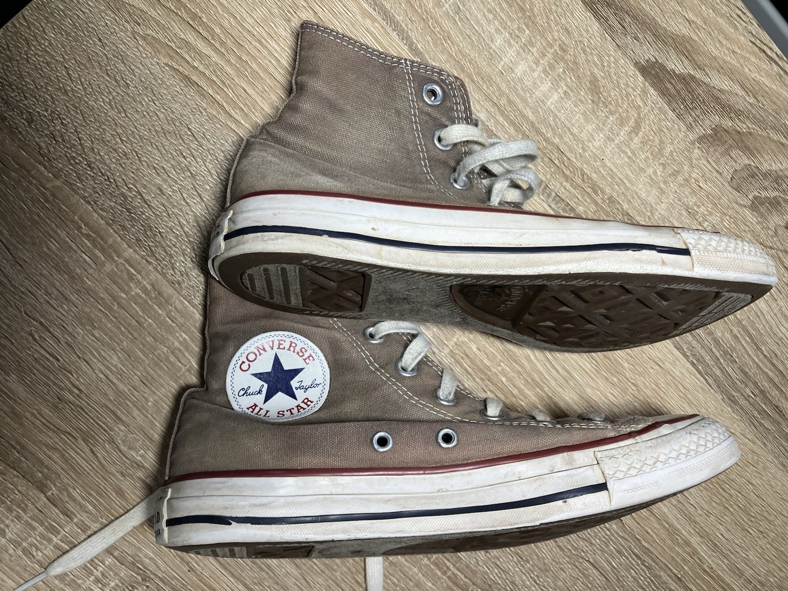 Converse Chuck Taylor All Star Unisex High Top Brown Sneakers M6 W8