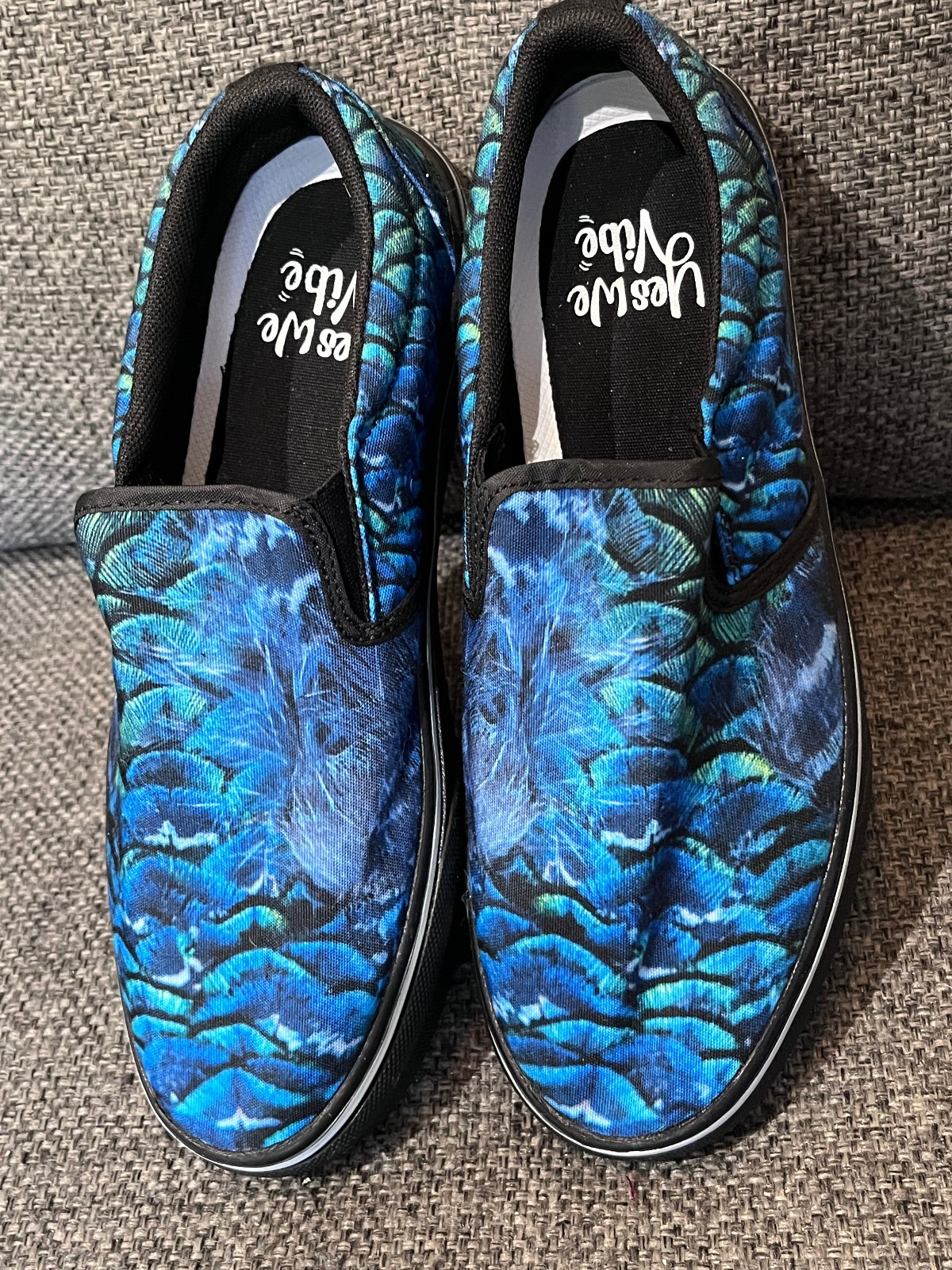 Yes We Vibe Blue Print Canvas Loafer Slip-on Shoes – Womens Size 9M Men’s 7M