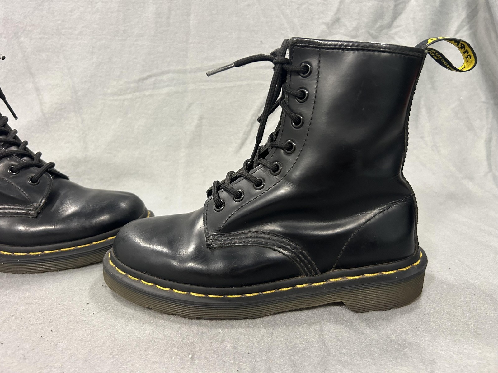 Dr. Martens Boots Women’s 6 Black Leather Combat Ankle 8 Eyes Punk Grunge