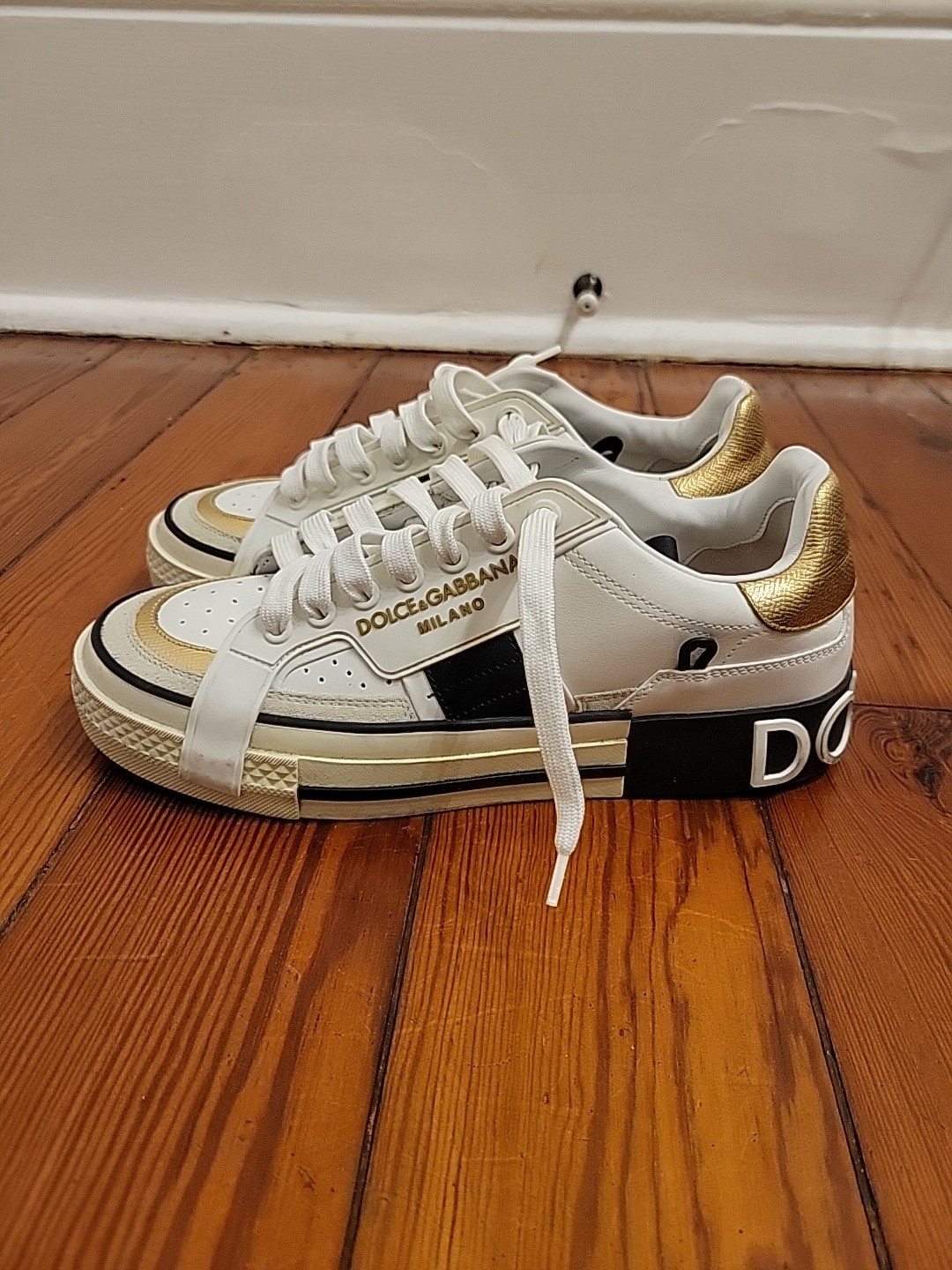 Dolce Gabbana Custom 2.zero Low Top White Gold Street Style Luxury Sneaker 38.5