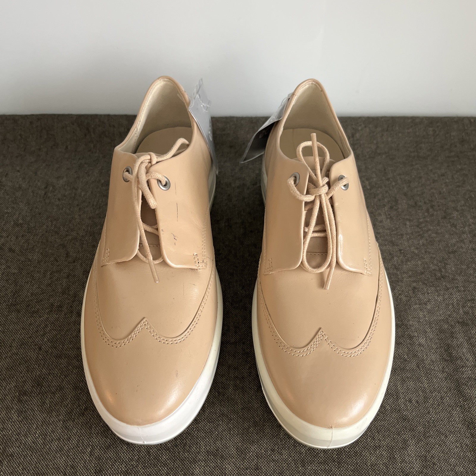 Ecco Women’s Soft 9 Volluto Calf Leather Wingtip Sneaker • EU 37 (US 6-6.5)