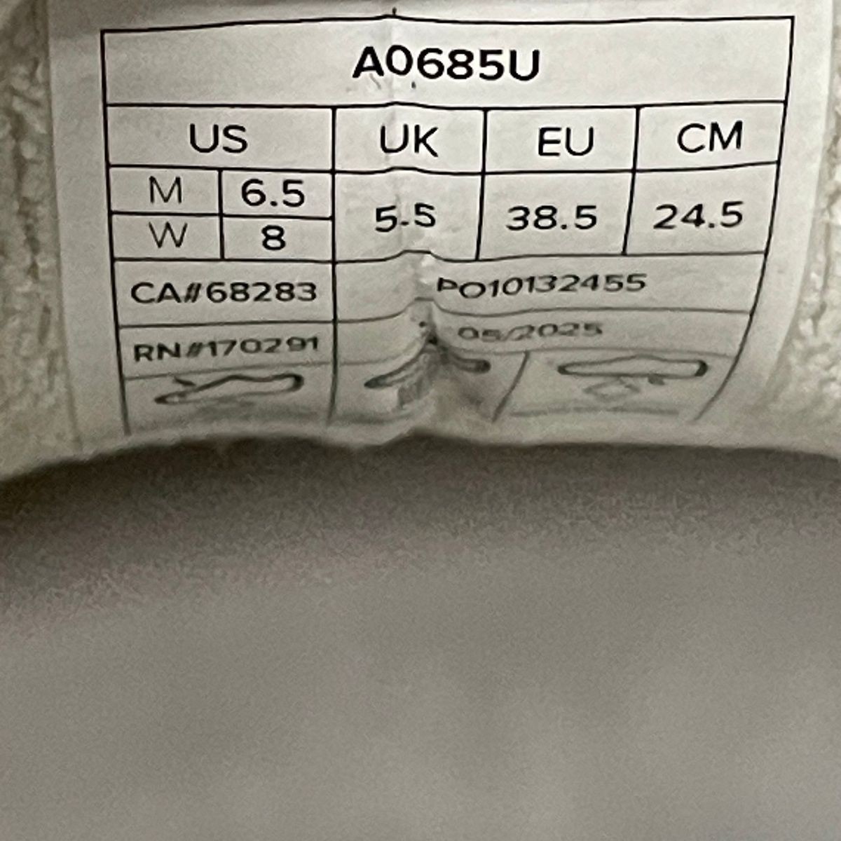 ALO YOGA Alo Recovery Mode Sneakers Unisex Size M6.5/W8 White