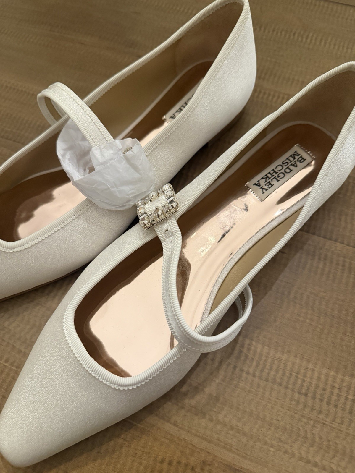 Badgley Mischka Ivory Satin Mary Jane Flats Rhinestone Buckle Square Toe – 10