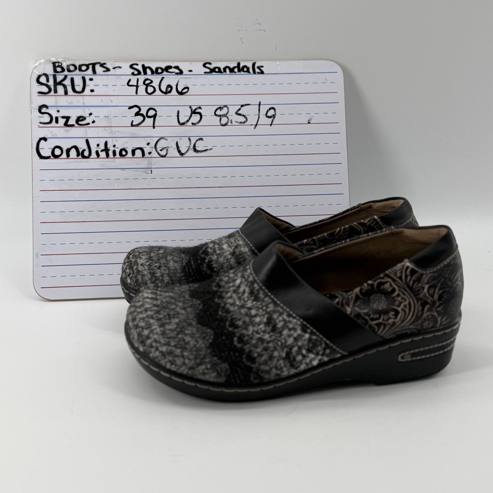 Spring Step L’Artiste Clogs 39 Floral Knit Zagabank Boho Art to Wear Shoes 8.5