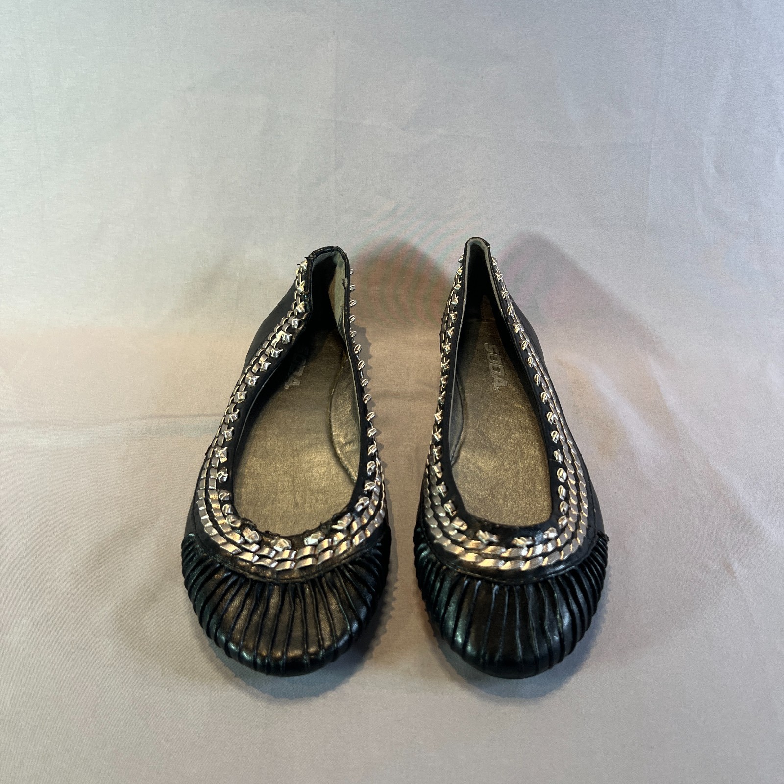 Soda Ballet Womens 7.5 Core Black Silver Round Toe Comfort Casual Slip On Flats
