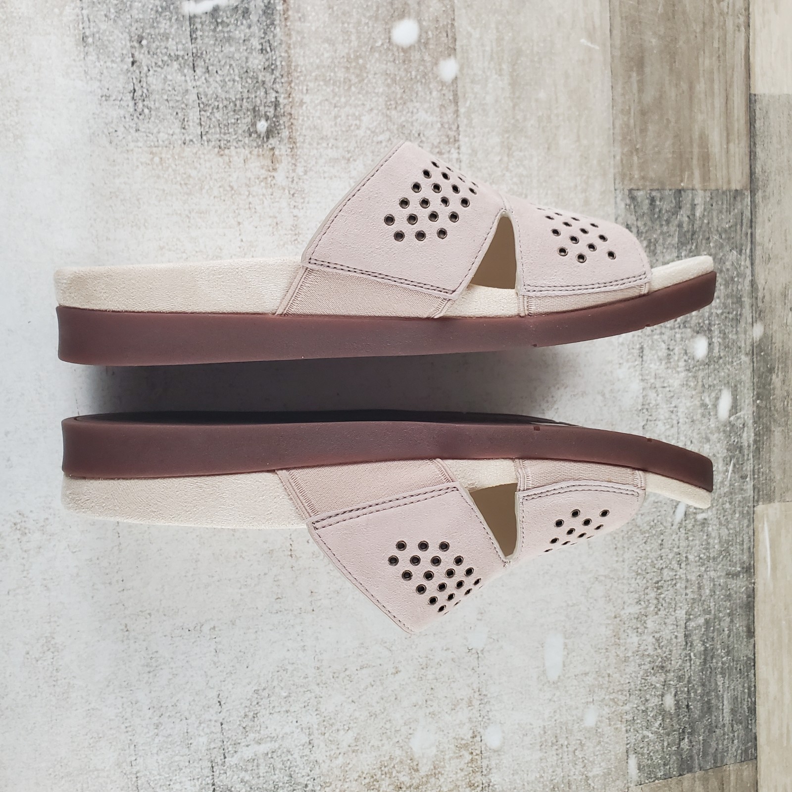 Spenco Twilight Ellie Womens Slide Sandal Sz 9.5 Taupe Leather Slip On Studded