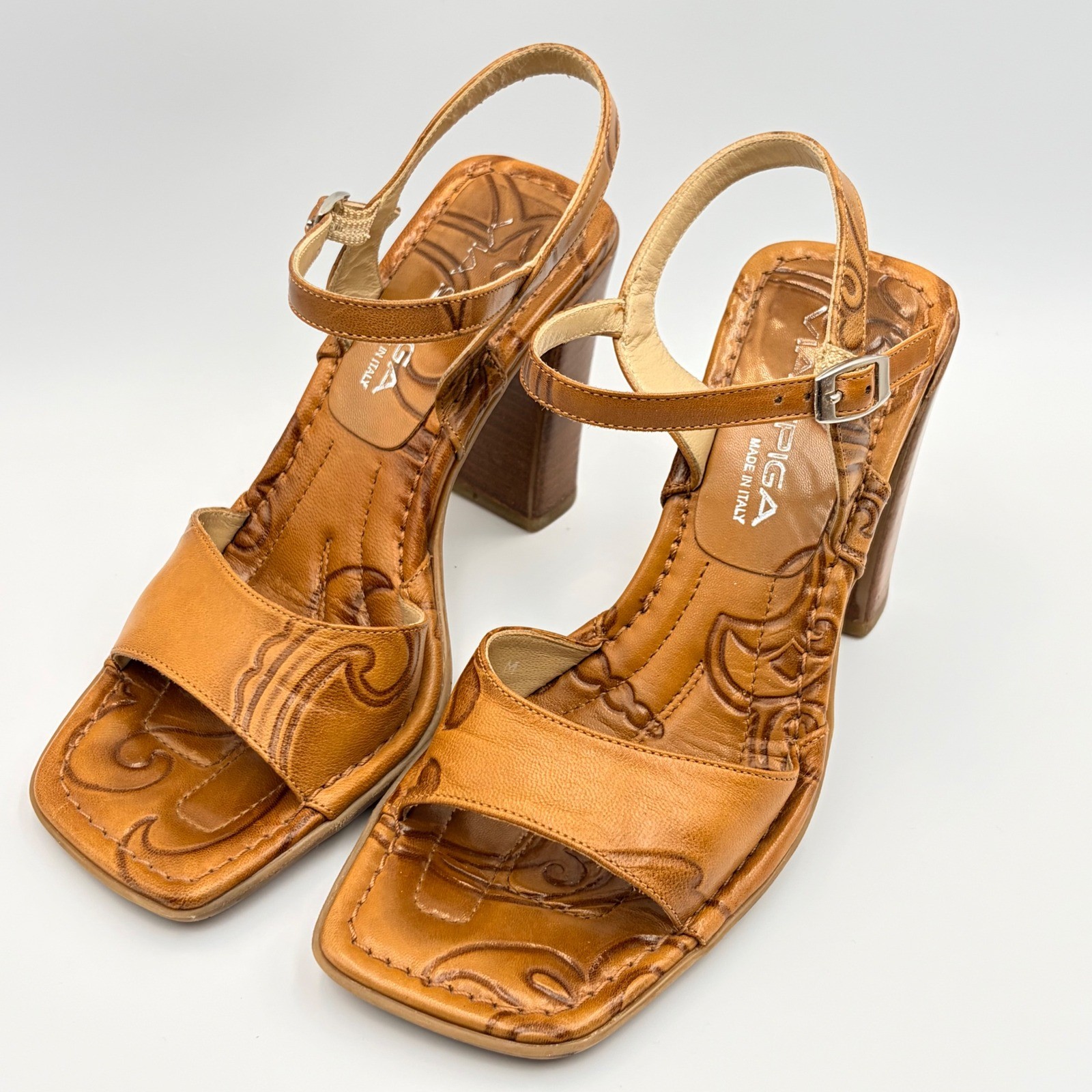 Via Spiga Womens 6 Tan Embossed Leather Block Heel Sandals Square Toe Italy