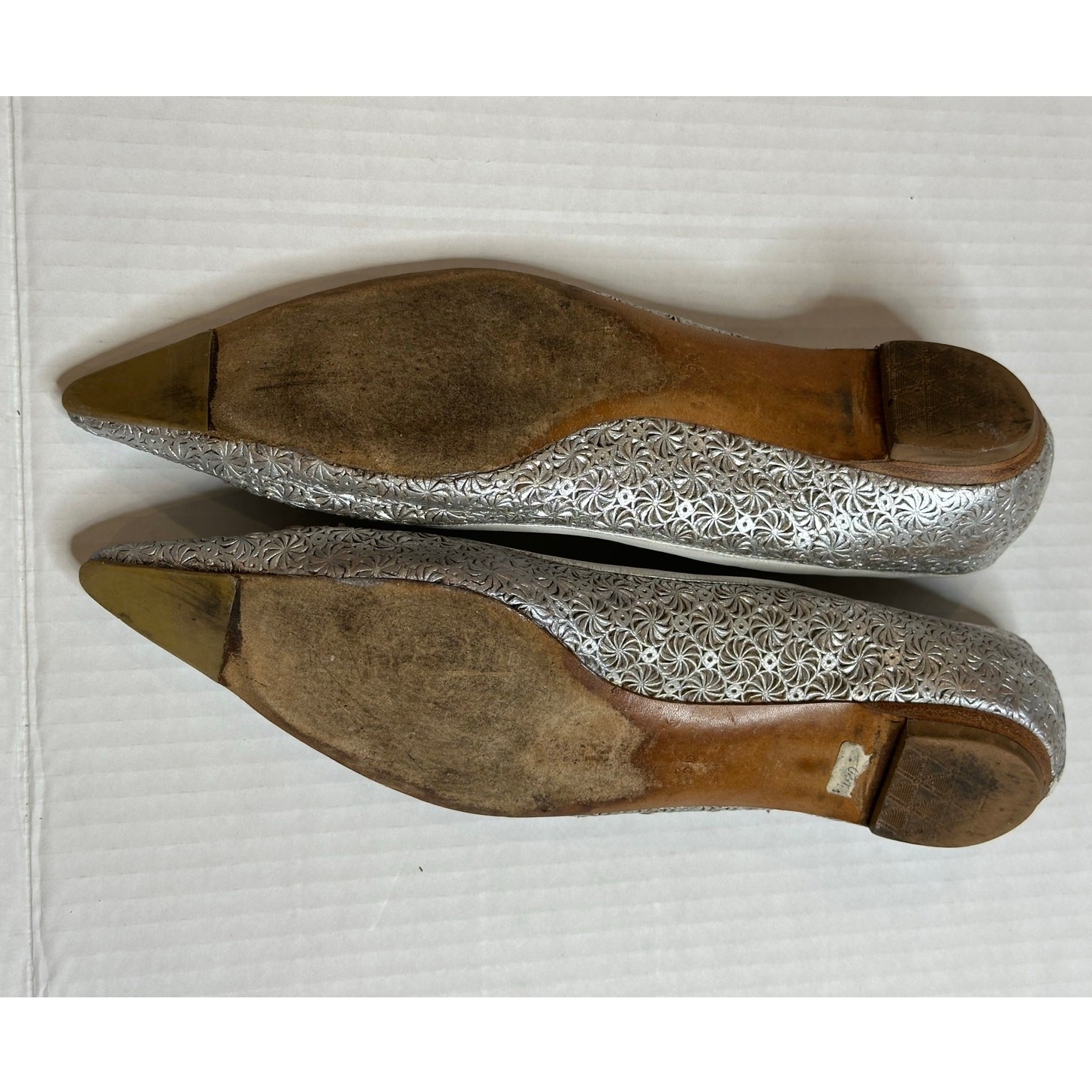Chloe silver metallic pointed ballet bow flats size 36 US 6.5 Rare vintage style