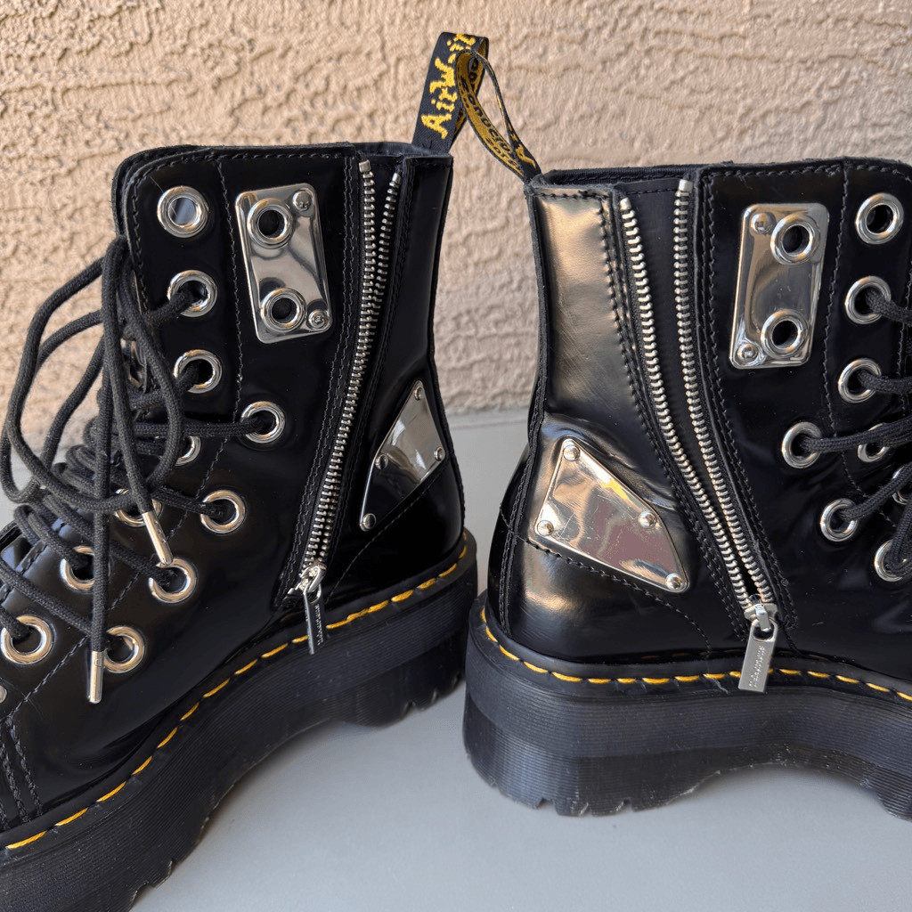 Dr. Martens Jadon Max Rebel Platform Boots Womens 10 Metal Plate Black Leather
