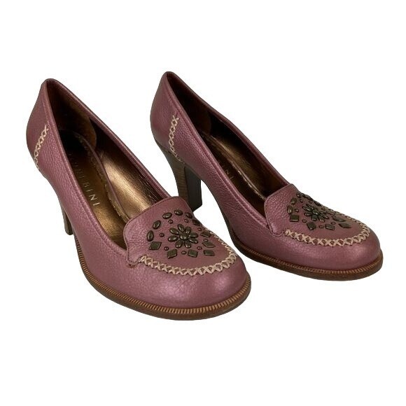 Gianni Bini Mauve Studded Heels Bohemian Stitching Size 7.5 Business Formal