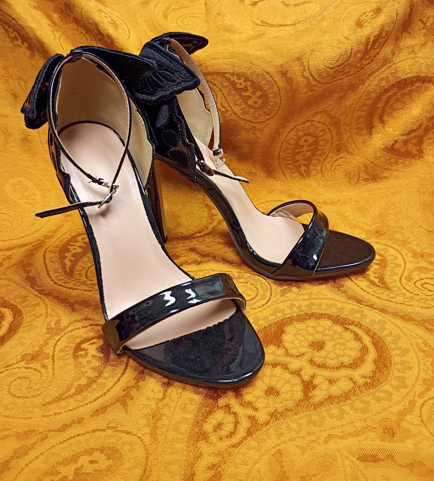 NEW Black 3D Butterfly Winged Stiletto Heels EU 39 US 8.5 Embroidery Detail