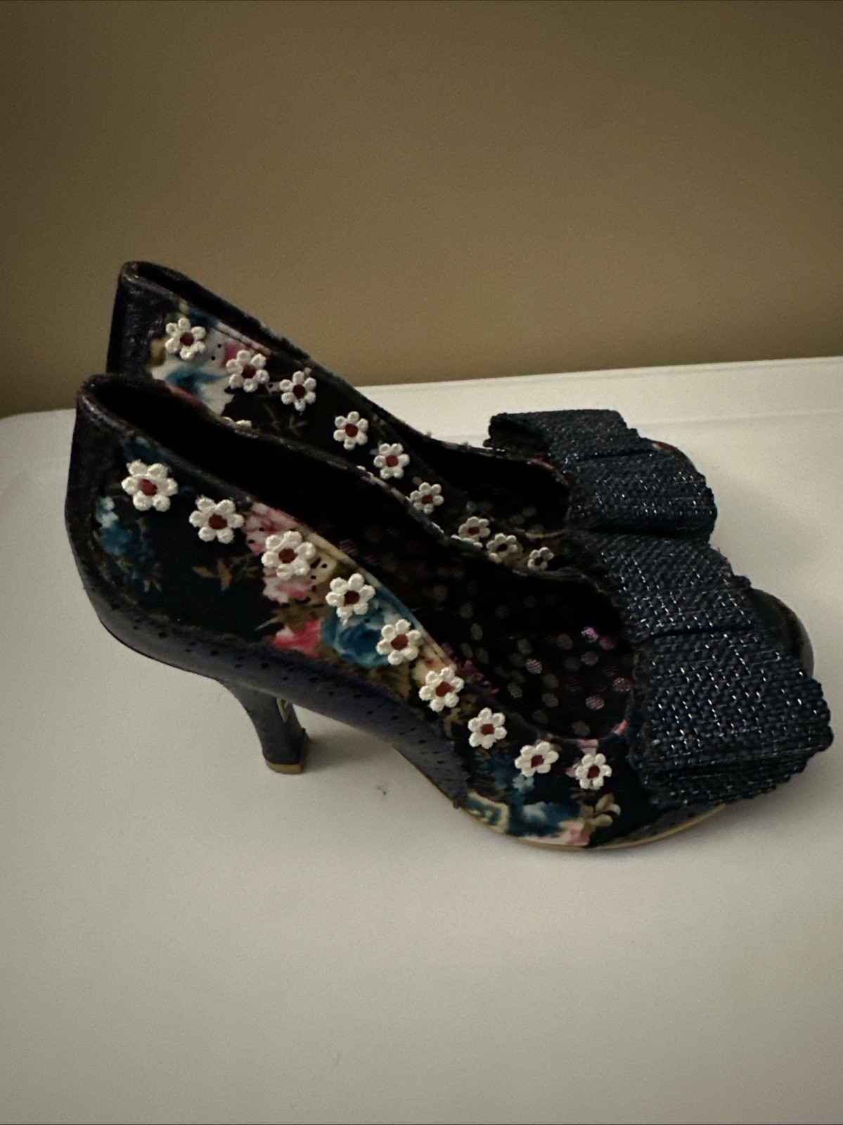 Ladies New Mutiny By Irregular Choice Size EU37