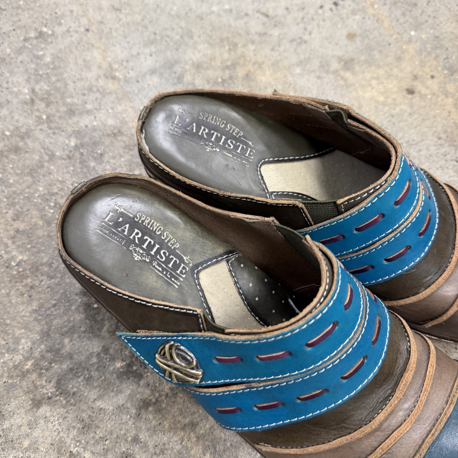 L’Artiste Spring Step Reggae Handpainted Leather Clogs Mules Blue Brown 39 US 8