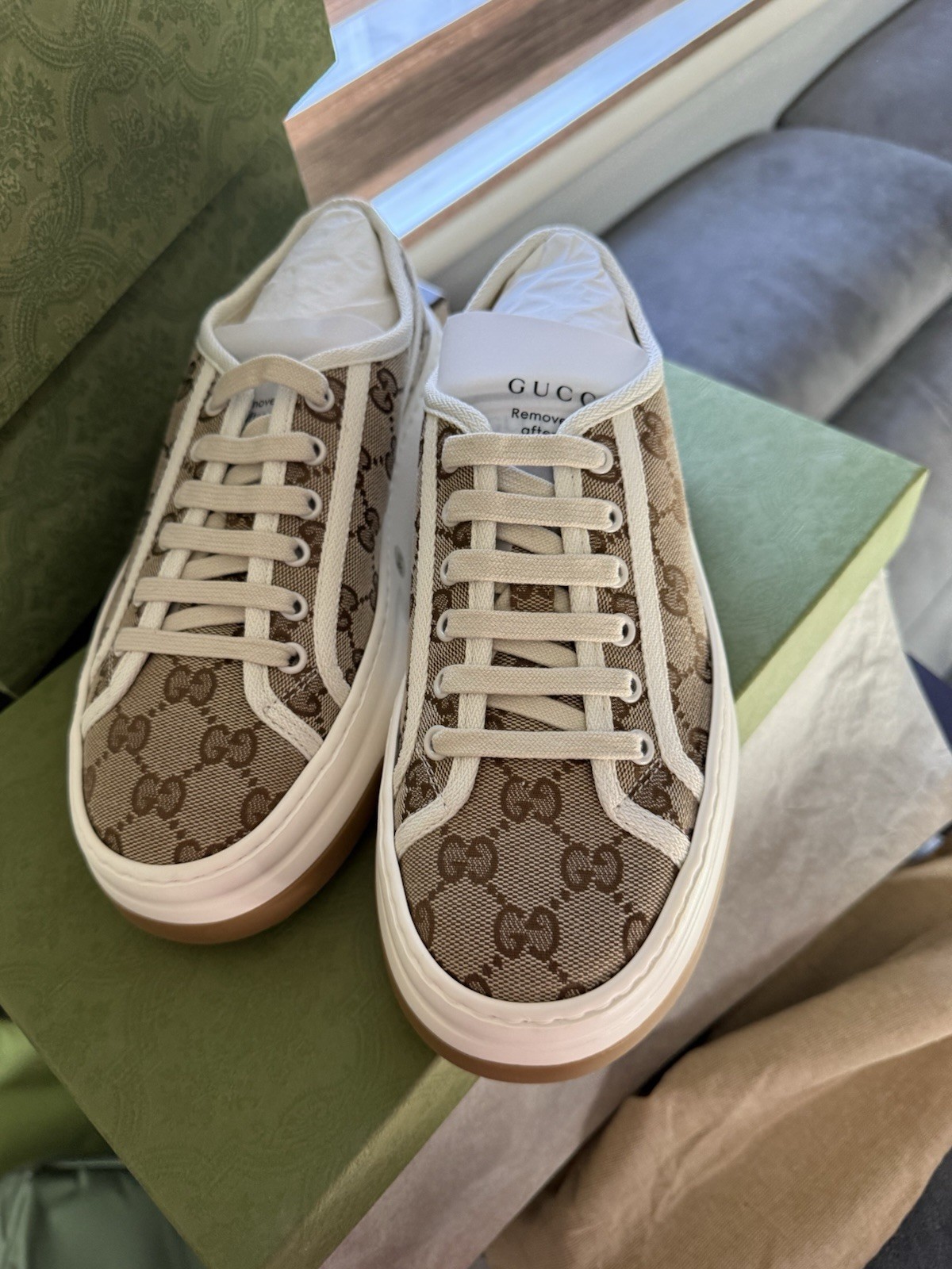 Gucci women’s Brown/Beige/White GG Monogram Low Top Lace Up Athletic Sneakers