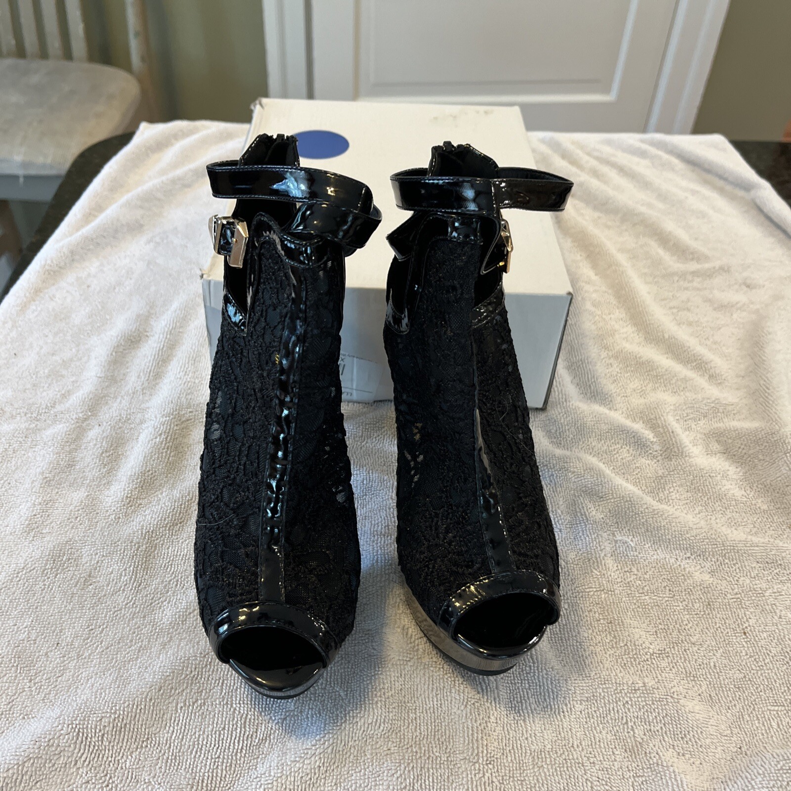 Getmorebeauty Womens LLA525 Black Platform Heels Shoes 7 Medium (B,M) NEW IN BOX