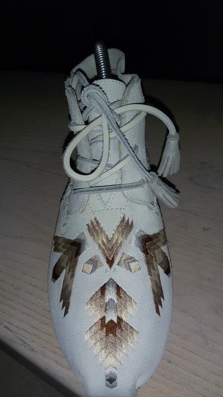 Women Toms Boots White Suede 38