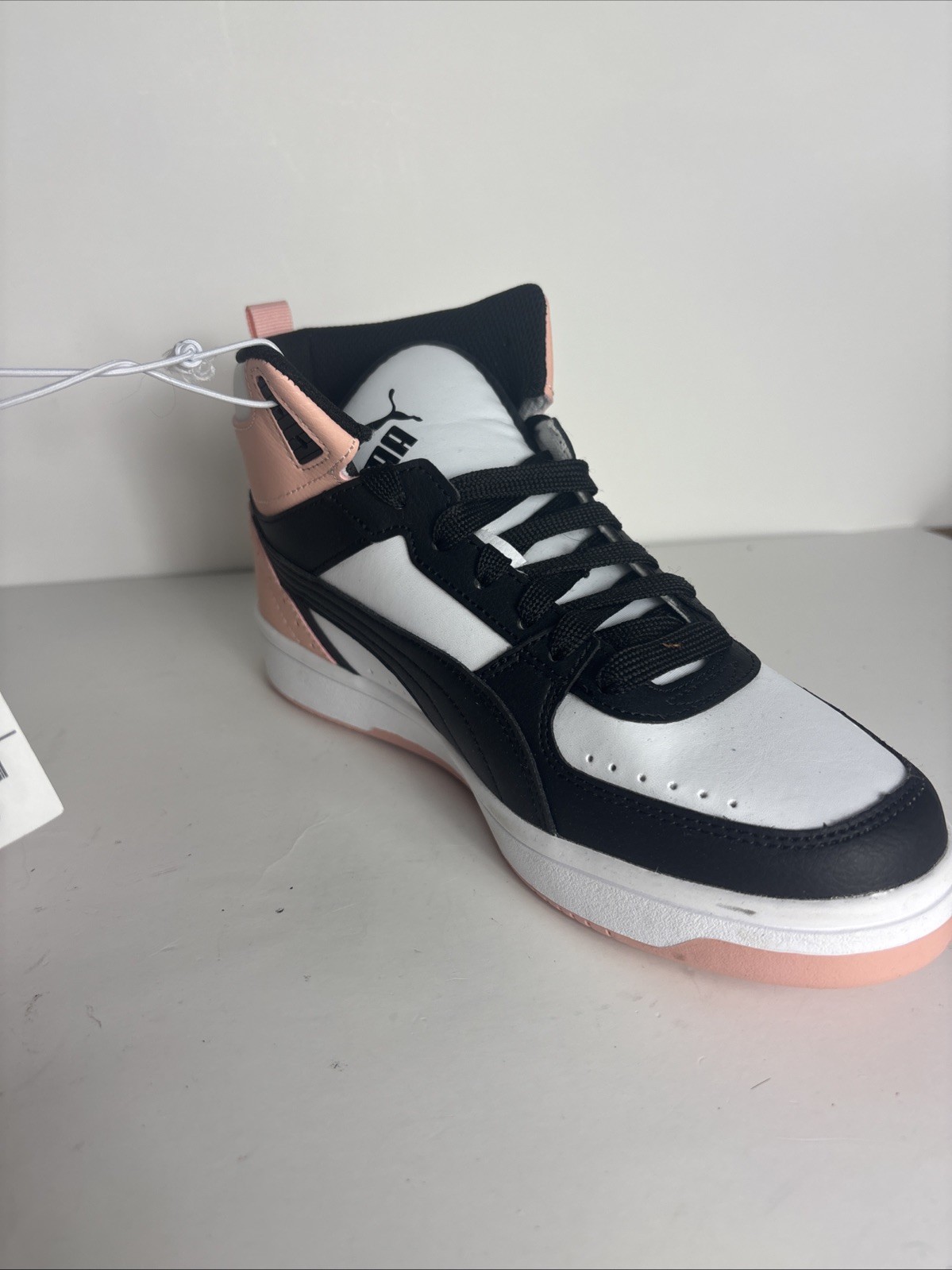 Puma Rebound Joy Women’s Mid Sneakers Shoes Black White Rose Size 8.5