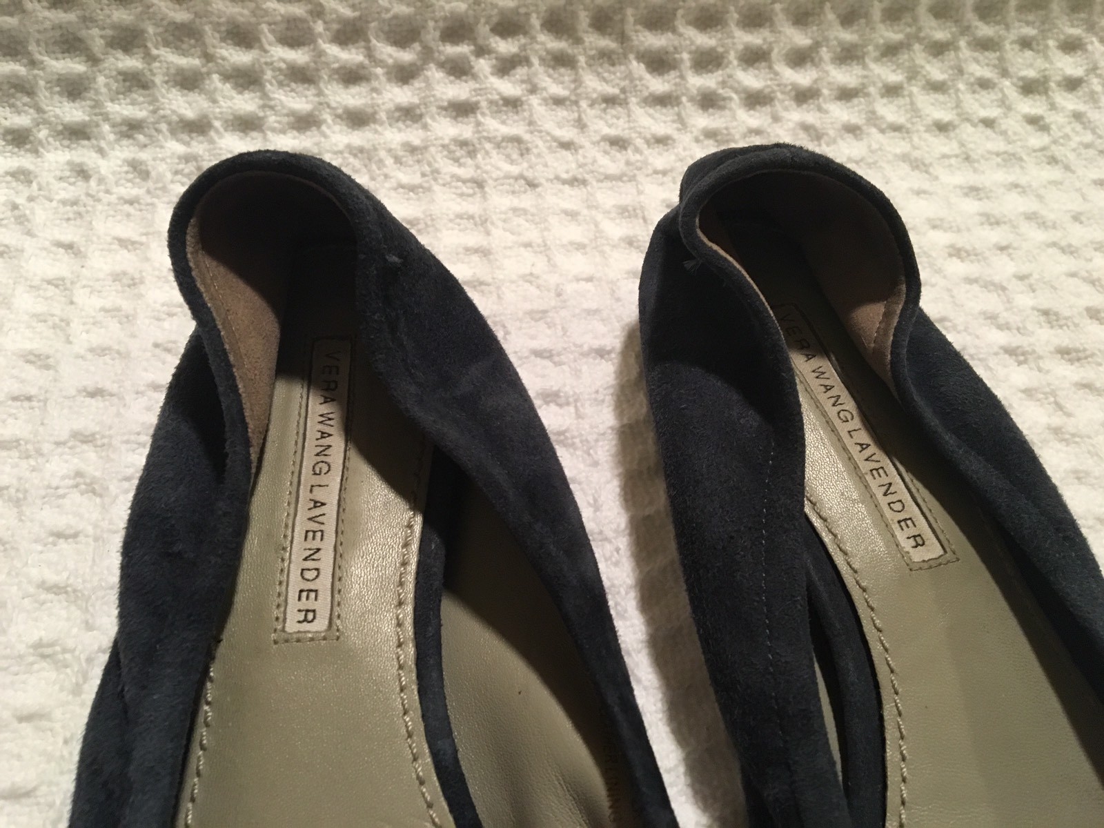 VERA WANG Lavender Lillian Suede Leather Ballet Ballerina Flats $195 Navy Blue 9