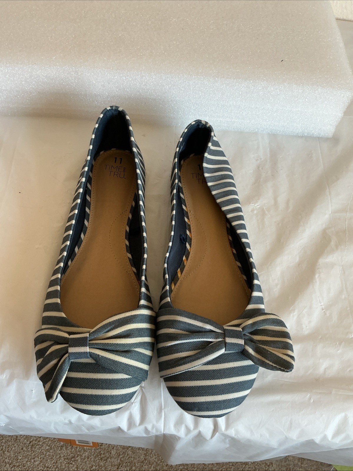 Time and Tru Womens Blue and White Striped Bow Ballet Flats Size 11