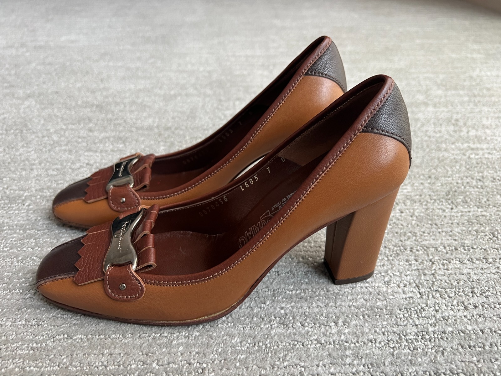 Ferragamo designer shoes made in Italy size 7