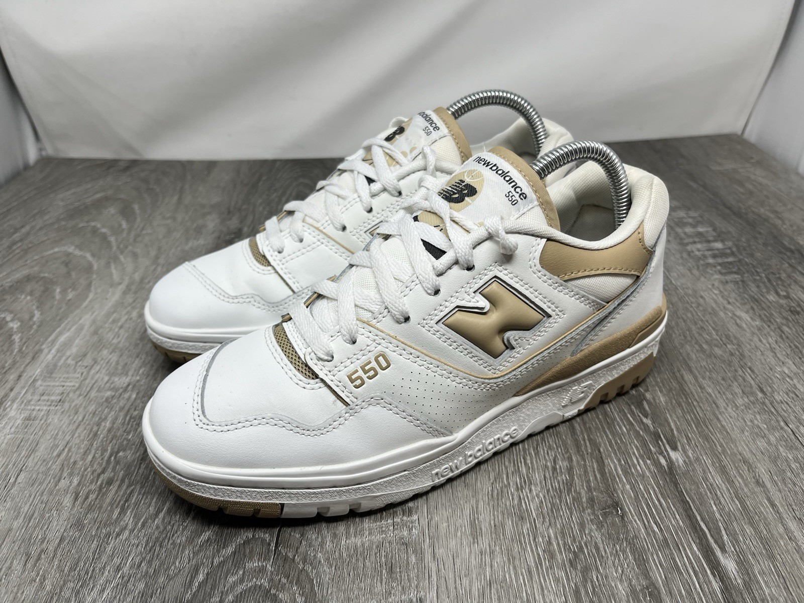 New Balance Shoe 550 Unisex Women 8.5 Men 7 LifeStyle Casual Sneaker BBW550BT