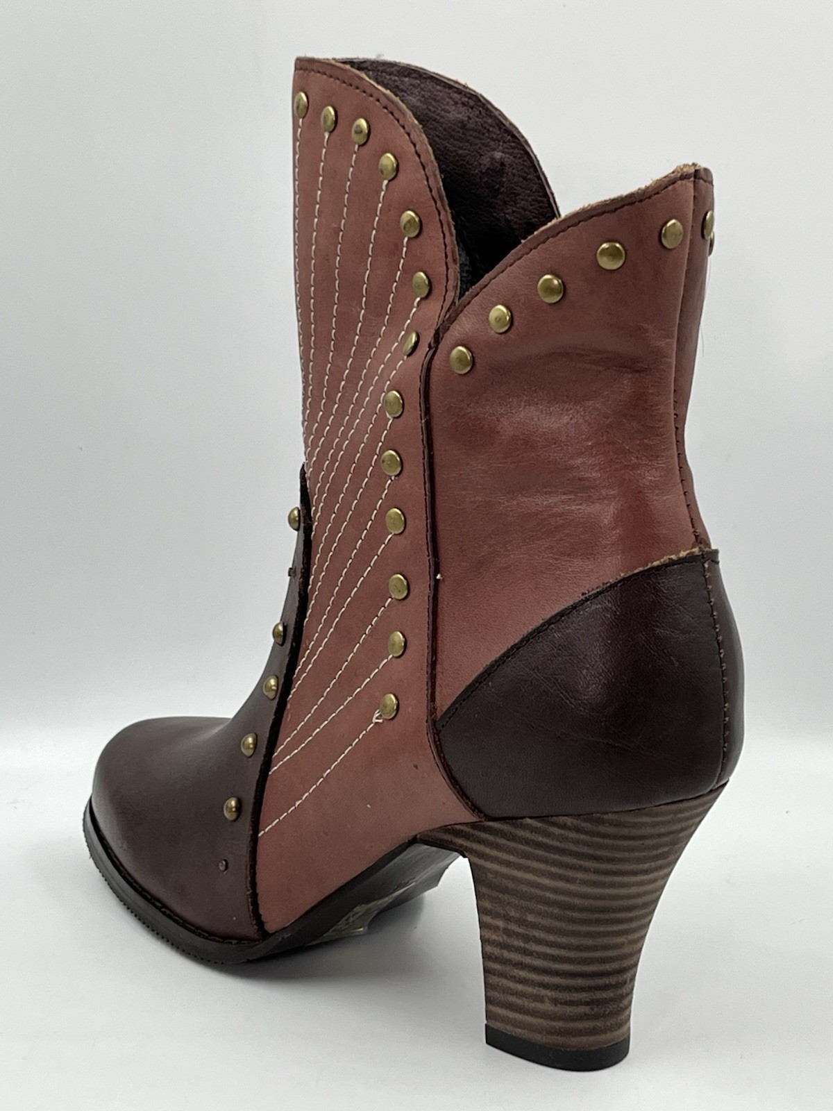 L’artiste Spring Step Quiddity Studded Brown Leather Mid Calf Heeled Boots Sz 6M