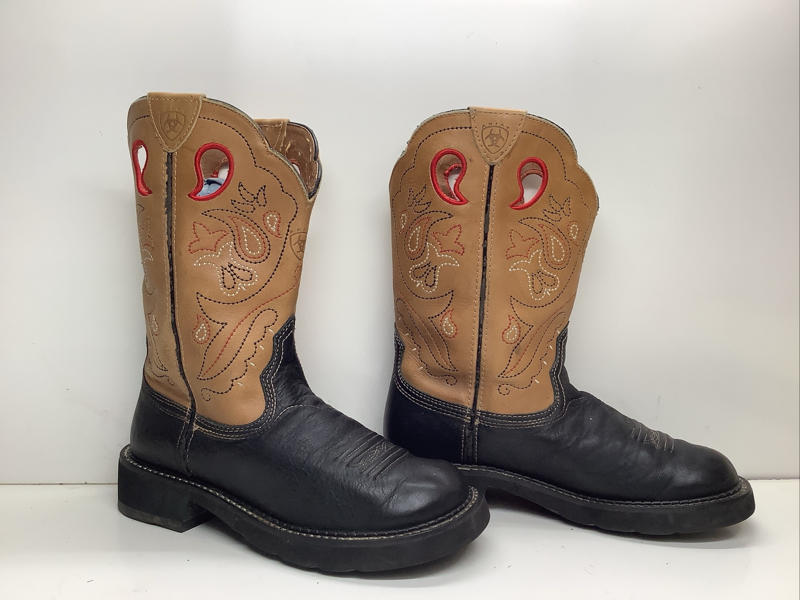 WOMENS ARIAT ATS COWBOY BUCKAROO BLACK BOOTS SIZE 7.5 B