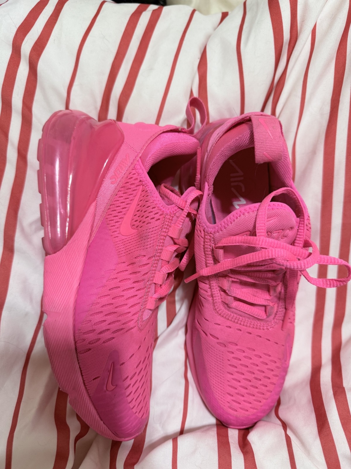 Nike Air Max 270 Womens 6.5 Hyper Pink Blast Running Shoes FD0293-600
