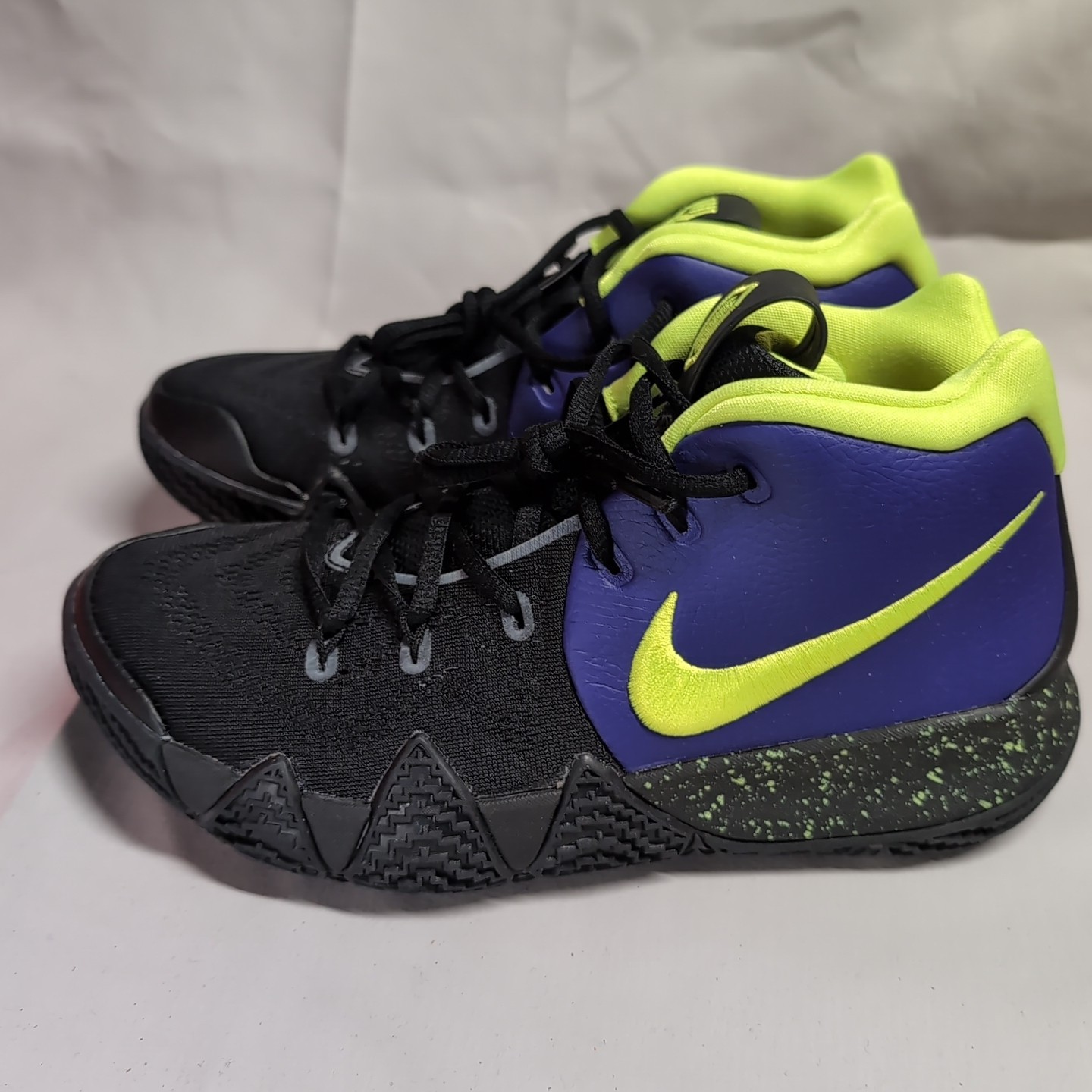 New Nike Kyrie 4 3 2 1 ID Custom Women 8.5, Men 7 Purple Black Neon Halloween
